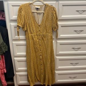 Universal Thread Yellow Floral Midi Dress